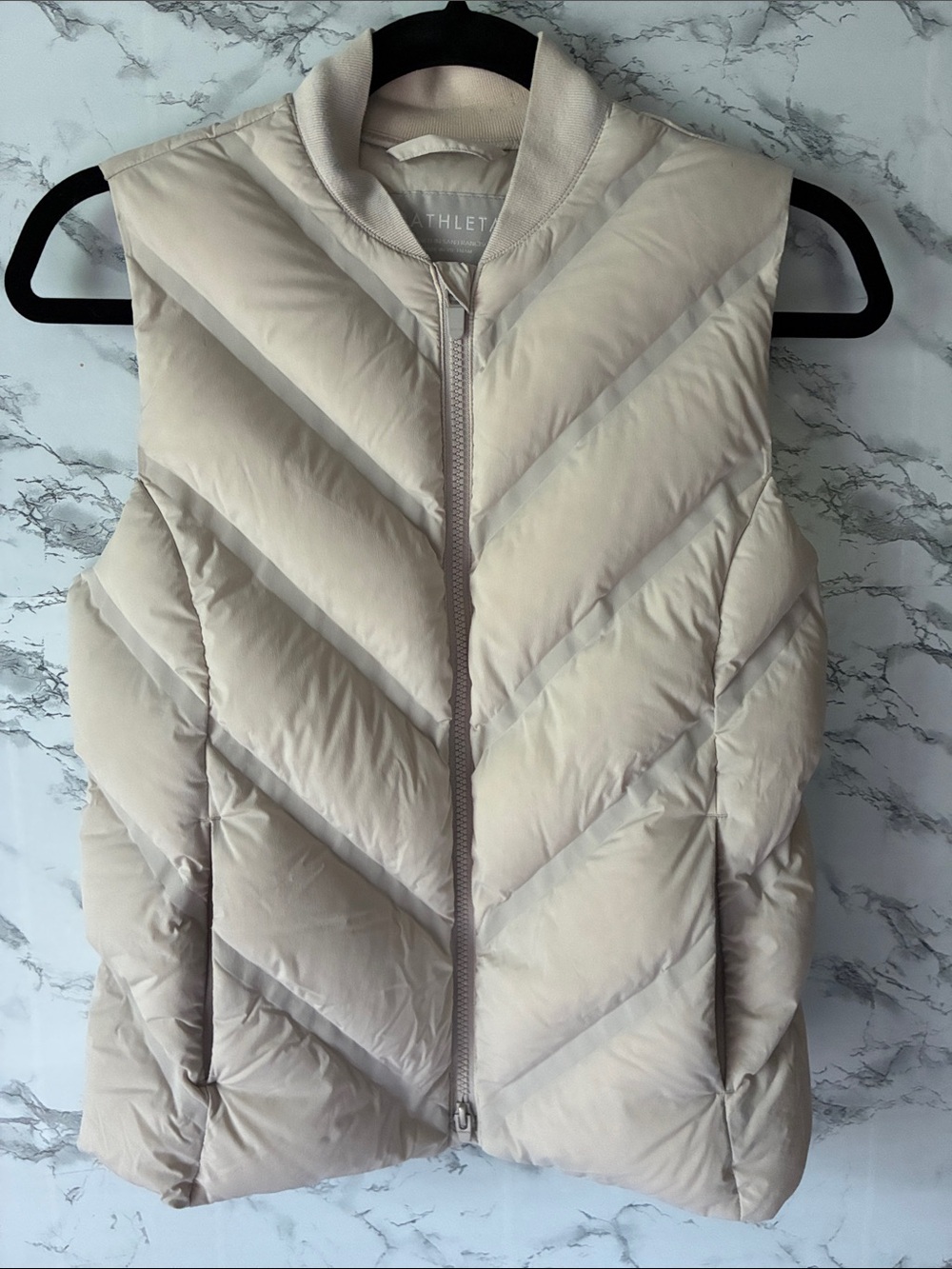Athleta XXS Cream Quilted Puffer Vest